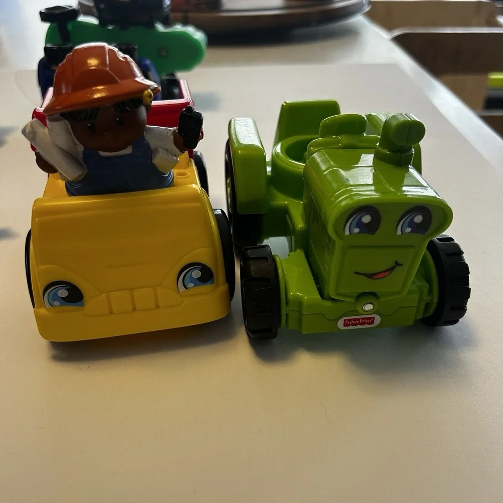 Fisher Price Little People Lot Of 36 Mixed Pieces Swing Animals Farmers Cars Vtg